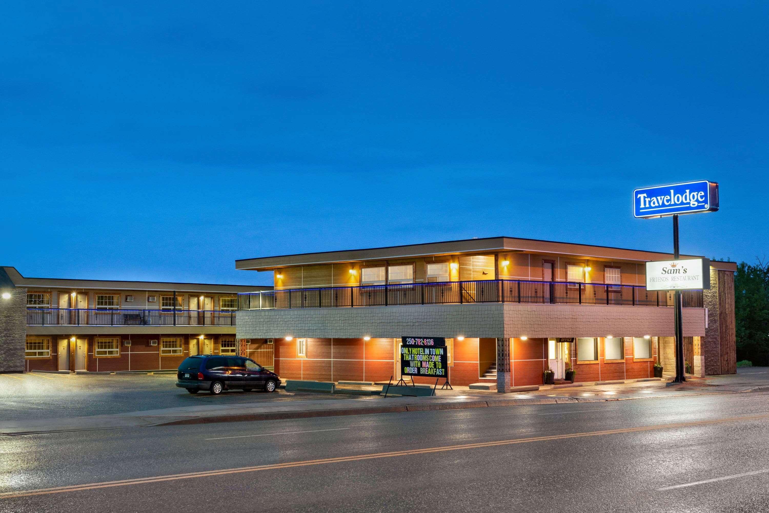 Travelodge By Wyndham Dawson Creek Exterior foto
